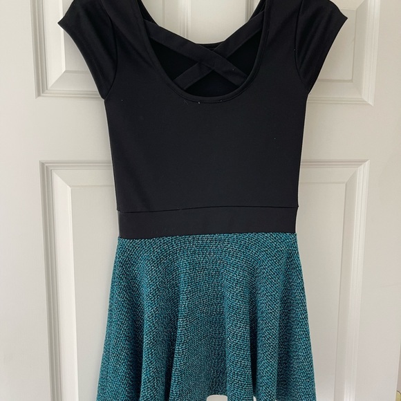 Sally Miller Couture - Picture 5 of 6